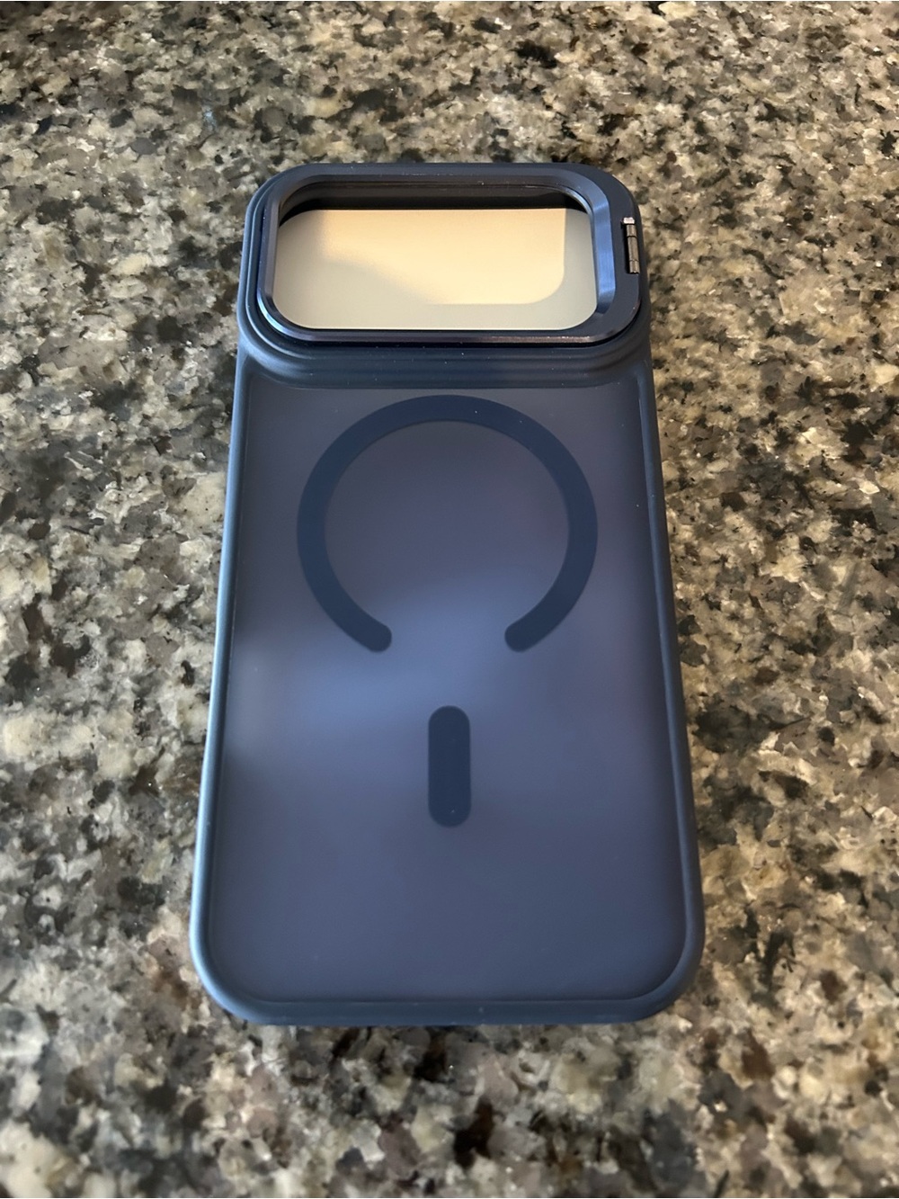 MagSafe-Compatible Blue iPhone 17 Pro Max Case